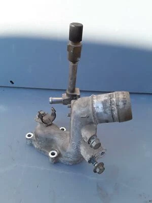 Chevrolet Silverado 3500HD 2015-2018 motor refrigerante tubo carcasa termostato OEM Foto 1 de 4