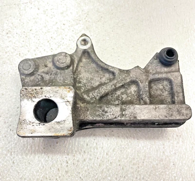 2008 08 Suzuki GSX650F GSX 650 Katana back rear brake caliper mount bracket - Image 1 of 4