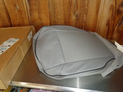 Nueva funda de cojín de asiento NOS GM 2ª fila 89044274 2005-2008 Chevrolet Uplander Foto 1 de 3