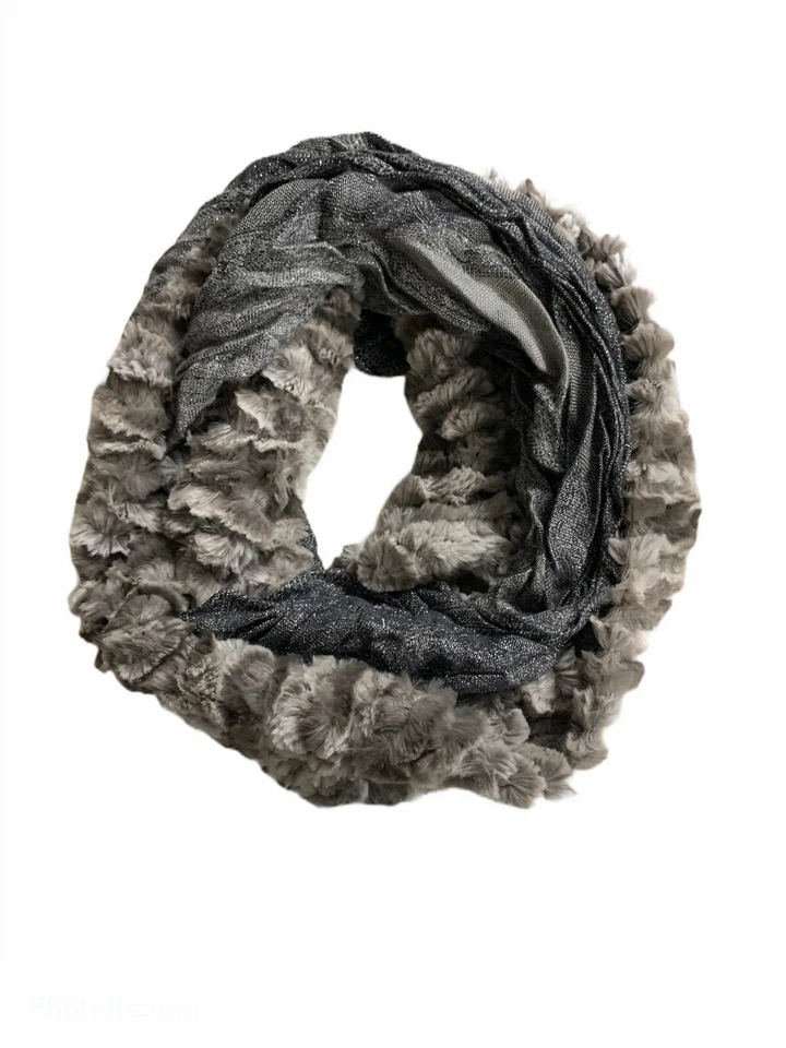 Collection Eighteen Women's Faux Fur Infinity Scarf, Pewter, One Size - Изображение 1 из 1