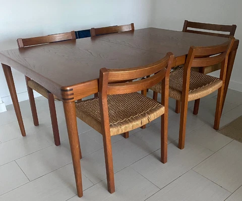 H.W. Klein Dinning ExtendableTable 1960s Excellent Condition $3,000 Cover