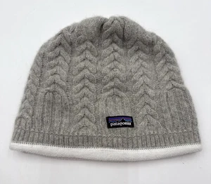 Patagonia Logo Cable Knit Sweater Gray White Beanie Hat Large White Piping OSFA - Picture 1 of 9