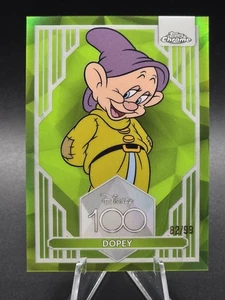 2023 Topps Chrome Disney 100 DOPEY Green Refractor 82/99 #39 - Picture 1 of 6