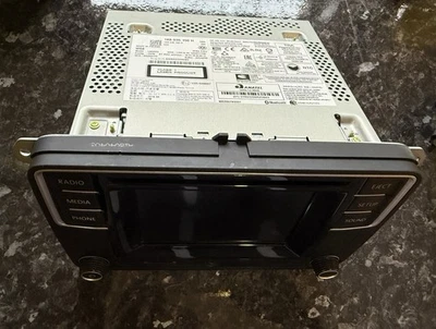 Radio Composition Colour VW T6 Scirocco Caddy Bluetooth 1K8035150H Original TOP - Bild 1 von 2