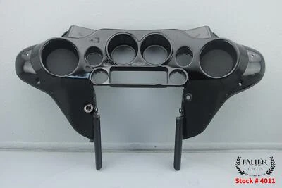 Harley Street Glide 2006 carenado interior delantero panel de instrumentos negro vivo Foto 1 de 4