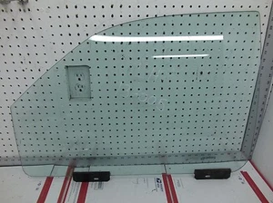 Dodge Dakota 2 door Left Glass Window Driver Side 97 98 99 00 01 02 03 - Picture 1 of 3