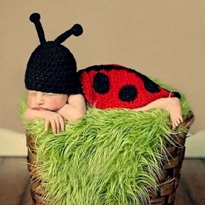 New NEWBORN BABY (0-3m) CROCHET LADYBUG Baby Photography Photo Prop Outfit - Imagen 1 de 10