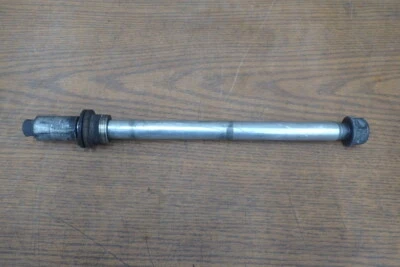 Honda Goldwing GL 1500 SE 1997 eje de rueda trasera Foto 1 de 4