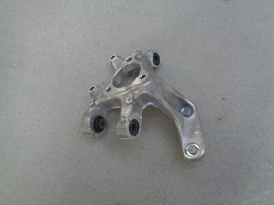 2020 KIA NIRO REAR RIGHT KNUCKLE # 52720G2100 OEM BRAND NEW - Picture 1 of 3
