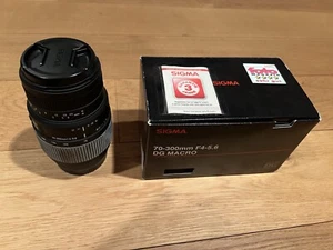 Sigma DG MACRO 70-300 mm F/4.0-5.6 AF DG Objektiv - Bild 1 von 3