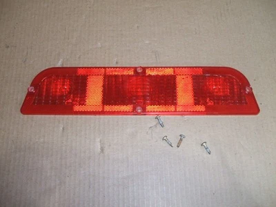 Lente de luz trasera Polaris 500 Edge X 2003 con tornillos, P/N 5430423 Foto 1 de 3