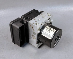2010 2013 Mitsubishi Outlander ABS Anti lock Pump Brake Module Oem Used 4670A550 - Bild 1 von 15