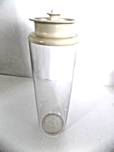 TUPPERWARE BIDONE PASTA SPAGHETTI ACRILICO CON COPERCHIO PULSANTE MANDORLA - Foto 1 di 6