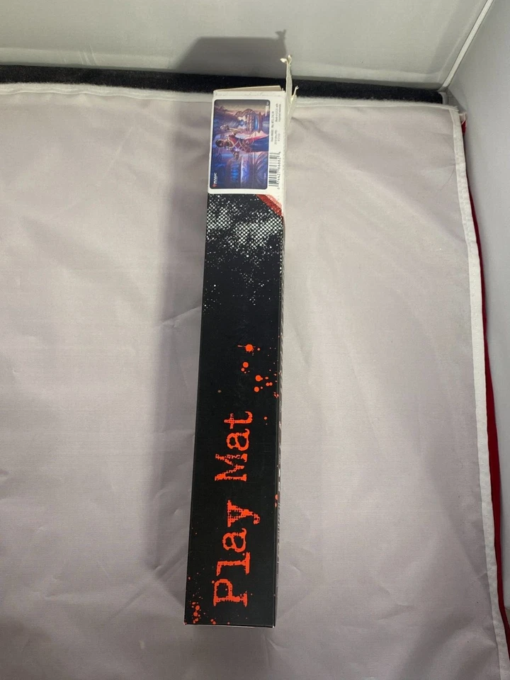 Saheeli, the Gifted Commander 2018 Playmat Ultra Pro - Image 1 of 1