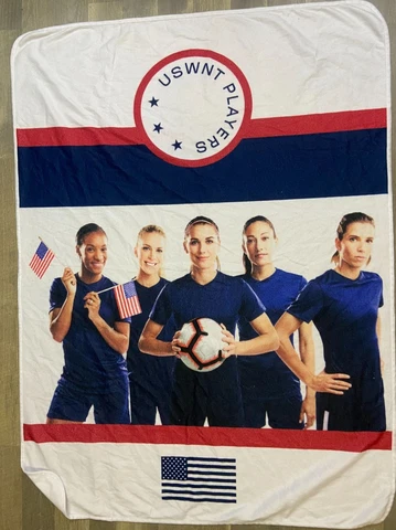 CultureFly US Womens World Cup Soccer USWNT Players Throw Blanket 2019 Cover