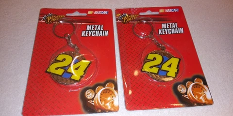 Winner's Choice Nascar Jeff Gordon #24 Metal Keychain (2) NEW Cover