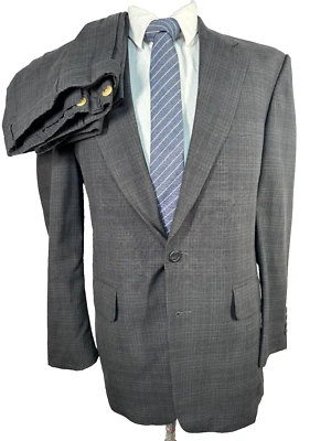 LANDS' END Mens Gray Check Wool Classic Pleated 2 Pc Suit 40R Jacket 33x29 Pant - Image 1 of 4