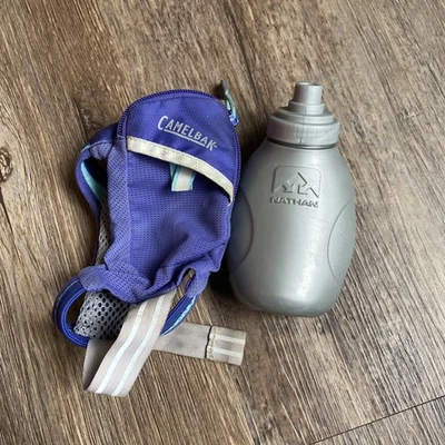 Garrafa de água corrente Nathan Speed Draw Plus usada - Imagem 1 de 4