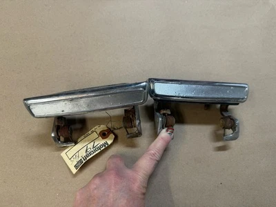 Camión Ford 1973-1979 73-79 78 79 Bronco manijas de puerta exteriores ambos lados OEM Foto 1 de 4