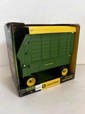John Deere Forage Wagon By Ertl Scale 1/16 2005 NIB - Image 1 of 4
