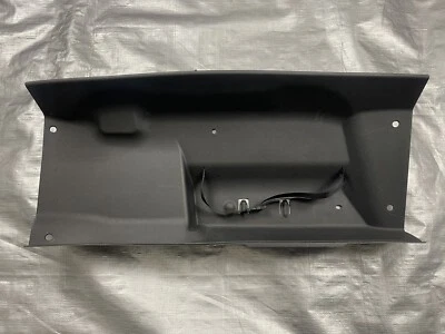 Panel de embellecedor trasero del maletero Mazda Mx5 Miata 2006-2015 Foto 1 de 4