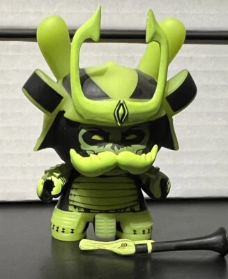 Kidrobot Dunny 2012 Tanegaru by Jon-Paul Kaiser Green - Immagine 1 di 2