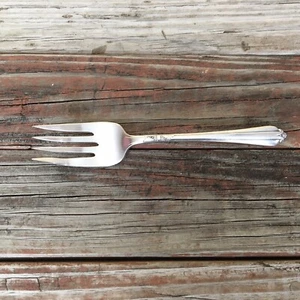 STARLIGHT 1939 Pattern 8.6" Meat Serving Fork Bent Tine by Stratford Plate G35 - Picture 1 of 4
