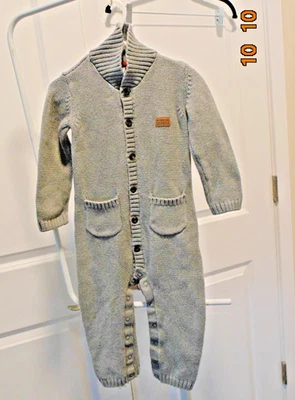 Suéter Carter's Tejido Mameluco Mono con Bolsillos Gris Niño Pequeño Talla 24 Mos. Foto 1 de 4