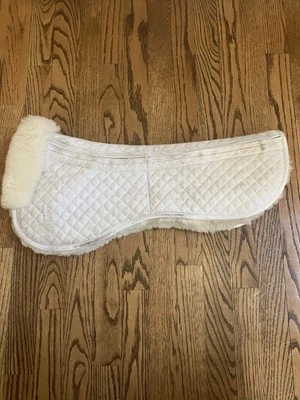 ECP Sheepskin Shimmable Half Pad with 8 Shims, White - Image 1 of 4