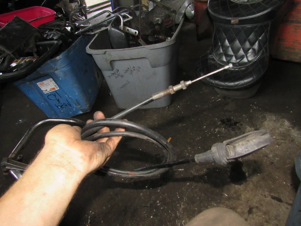 Cable de embrague Honda Gl1100 Goldwing 1981 Foto 1 de 1