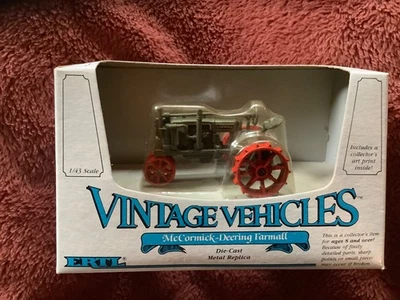ERTL 1/43 VINTAGE VEHICLES MCCORMICK-DEERING FARMALL TRACTOR DIECAST #2527 - Image 1 of 4