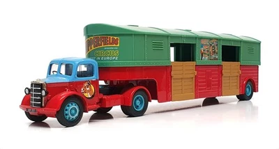 Corgi 1/50 Scale 97887 - Bedford O Articulated Horsebox - Chipperfields Circus - Image 1 of 4