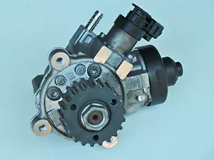 AUDI A3 8V A6 4G VW Hochdruckpumpe Diesel Dieselpumpe 04L 130 755 D / 04L130755D - Picture 1 of 1