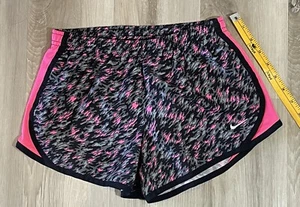 Nike Dri Fi Tempo Athletic Running Shorts Lined 3” Pink & Black Camo Print YM - Picture 1 of 5