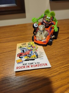 Rat Fink Rad Rods - Rat Fink Rockin Roadster - Ed Roth Kenner 1990 with Card