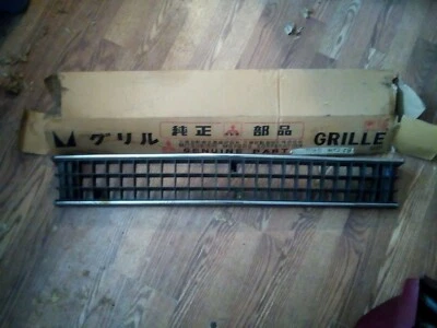 Dodge Colt 1982 parrilla delantera nos  Foto 1 de 4