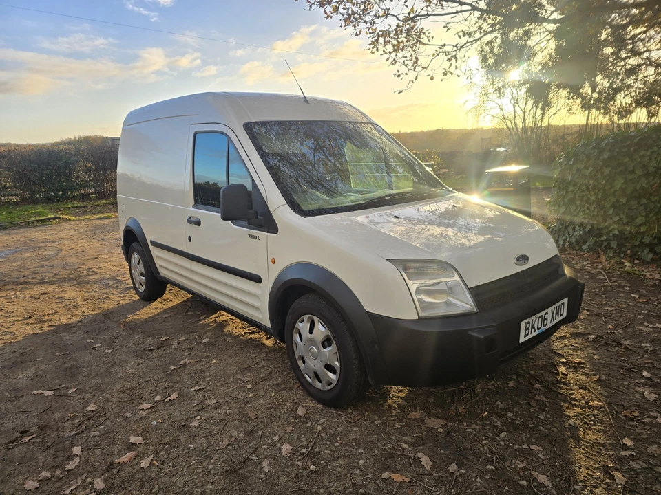 2006 For Transit Connect Van t220 1.8 Tddi 10 Month Mot - Image 1 of 4
