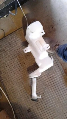 Wash Reservoir Fits 13-15 VOLT 1963273 - Image 1 of 4