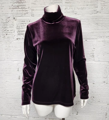 Top de manga larga Soft Surroundings talla S ciruela terciopelo suave cuello alto Foto 1 de 4