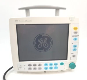 GE Datex Ohmeda S/5 FM Patient S5 Monitor Type F-FM-01 - Picture 1 of 9