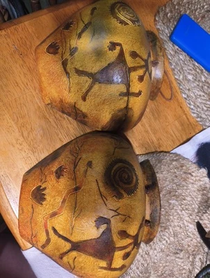 Par de apliques de pared urna dibujos temáticos tribales de cerámica HACER OFERTA Foto 1 de 3