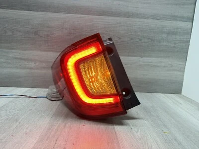 Luz trasera Honda Pilot Passport 2020-2023 conductor izquierda OEM astillada ((5)) Foto 1 de 4