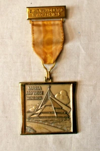 Windach 1975 2. int. Wandertag Maria am Wege Orden Plakette Medallie - Bild 1 von 4