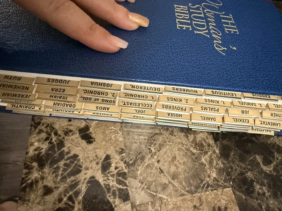 The Woman's Study Bible - New King James Version (Thomas Nelson, Hardcover) - Image 1 of 4