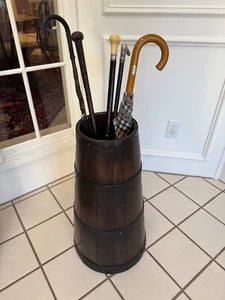 ANTIQUE ENGLISH DARK OAK HAND BANDED STAVE BARREL UMBRELLA STICK STAND 19C - Picture 1 of 11