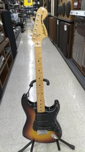 Aria Pro II ST-400 Strikin' Sound 3 Tone Sunburst Made in Japan 1977 Vintage - Picture 1 of 10
