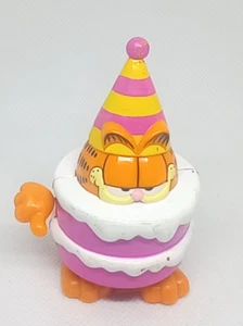 RARE Vintage 1981 Playmates GARFIELD Wacky Wind Up Figure Birthday Cake Walkin’ - Picture 1 of 4