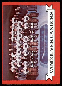 1973-74 O-Pee-Chee Vancouver Canucks Team Vancouver Canucks #107