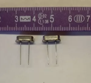 4 x Quarz Kristall 16,00 Mhz / LF 1 - Bild 1 von 1
