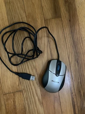 Belkin MiniScroller Optical 3 Button Mouse - Image 1 of 3